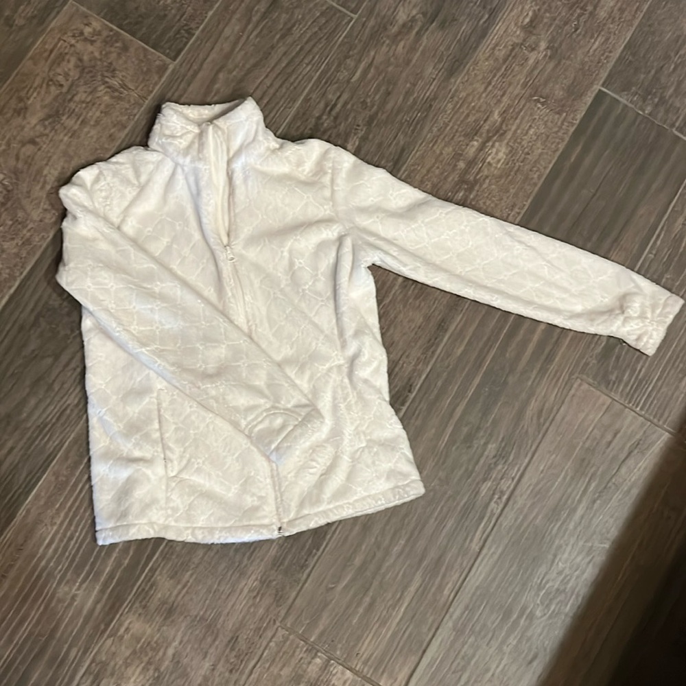 Natural Reflections Ladies Fleece Jacket. Use like new, only wore it 2 times.